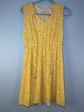 Luna Sunny Yellow Floral Midi Dress with V-Neck
